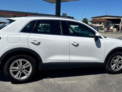 Audi Q3 150 CV S tronic Business Bianco usata Carmagnola