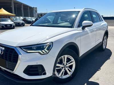 Audi Q3 150 CV S tronic Business Bianco usata Carmagnola