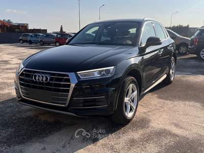 Audi Q5 190 CV quattro S tronic Business Sport Nero usata Carmagnola
