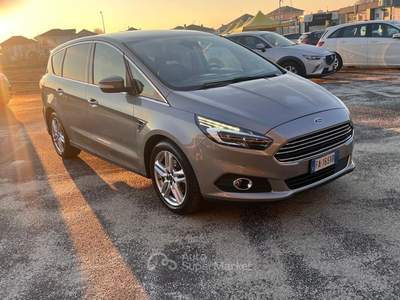 Ford S-Max Start&amp;Stop Powershift Titanium Grigio usata Carmagnola