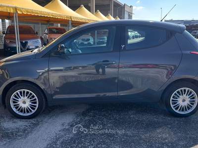Lancia Ypsilon 5 porte GPL Ecochic Silver Grigio usata Carmagnola