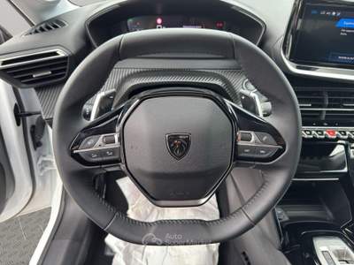 Peugeot 208 1.2 Hybrid 48V Allure e-DCS6 Bianco usata Roma