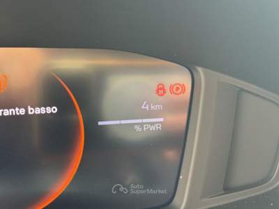 Peugeot 208 1.2 Hybrid 48V Allure e-DCS6 Bianco usata Roma