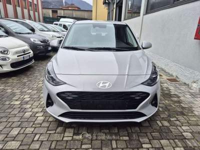 Hyundai i10 i10 1.0 mpi Prime 63cv CAMBIO AUTOMATICO Grigio usata LECCO