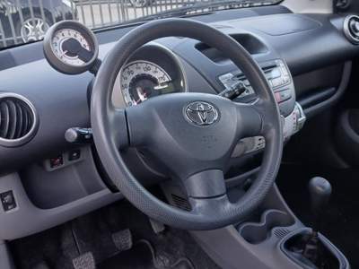 Toyota Aygo TOyota Aygo 1.0  12V  VVT- 69CV Grigio usata Frosinone