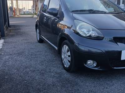 Toyota Aygo TOyota Aygo 1.0  12V  VVT- 69CV Grigio usata Frosinone