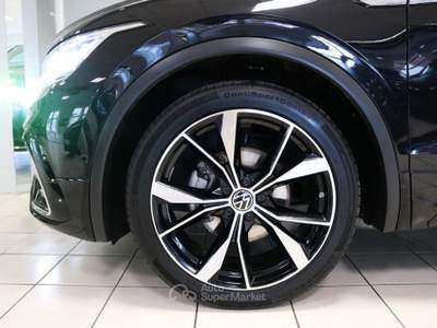 Volkswagen Tiguan 2021 Volkswagen Tiguan R-Line 1.5 TSI Pano HUD Matrix Led Nero usata Lovere