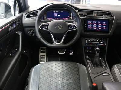 Volkswagen Tiguan 2021 Volkswagen Tiguan R-Line 1.5 TSI Pano HUD Matrix Led Nero usata Lovere