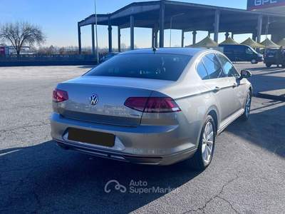 Volkswagen Passat Highline BlueMotion Technology Grigio usata Carmagnola