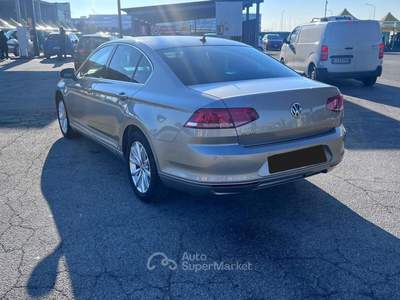 Volkswagen Passat Highline BlueMotion Technology Grigio usata Carmagnola