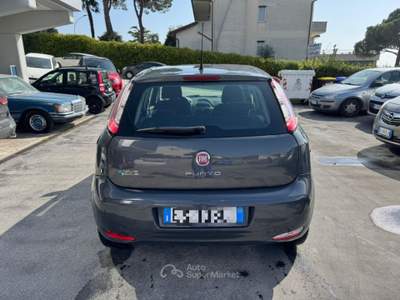 Fiat Punto 1.4 8V 5 porte Natural Power Easy Grigio usata Recanati