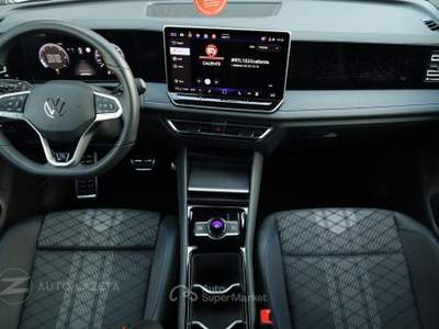 Volkswagen Tiguan 2.0 TDI 150 CV DSG R-Line Nero usata Caorso