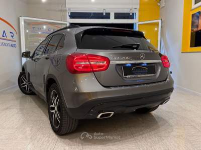 Mercedes-Benz GLA Mercedes-Benz GLA-Class GLA 200 D Premium #8055 Grigio usata Martina Franca