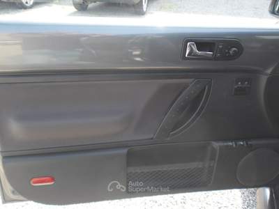 Volkswagen New Beetle ADATTA A NEOPATENTATI Grigio usata Puegnago sul Garda