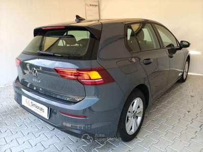 Volkswagen Golf 2.0 TDI 115 CV SCR Life Grigio usata Resana