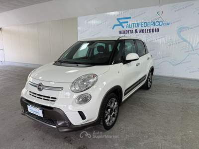 Fiat 500L Fiat 500L 1.3 Multijet 85cv Trekking Bianco usata Pompei