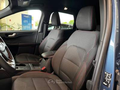 Ford Kuga Kuga 2.0 tdci ST-Line s&s 2wd 120cv powershift my18 Blu/Azzurro usata Piombino Dese
