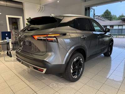 Nissan Qashqai Qashqai 1.3 mhev N-Connecta 2wd 158cv xtronic Grigio usata Piombino Dese