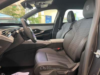 Peugeot 5008 5008 1.2 hybrid GT 145cv 7p.ti e-dcs6 Grigio usata Piombino Dese