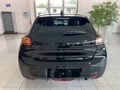 Peugeot 208 208 1.2 puretech Allure s&s 100cv Nero usata Piombino Dese