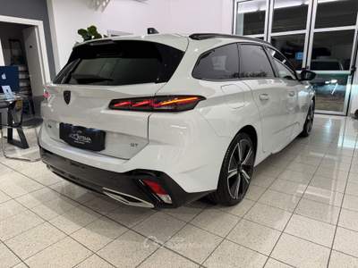 Peugeot 308 308 SW 1.2 hybrid GT 145cv e-dcs 6 Bianco usata Piombino Dese