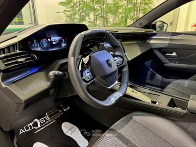 Peugeot 308 308 SW 1.2 hybrid GT 145cv e-dcs 6 Bianco usata Piombino Dese