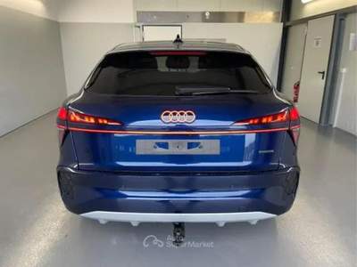 Audi Q3 SPB TFSI 150 kW S tronic quattro Business Blu/Azzurro usata Monteforte Irpino