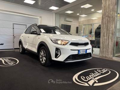 Kia Stonic GARANZIA Bianco usata Valmontone