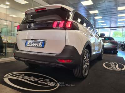 Peugeot 5008 PEUGEOT 5008 usata Valmontone