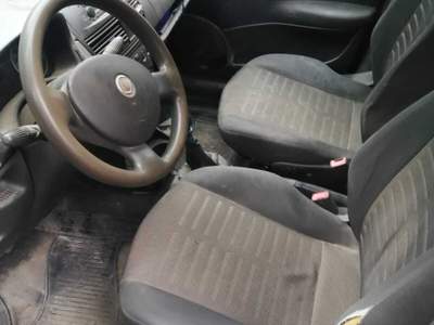 Fiat Punto Fiat punto 1.2 benzina Gpl euro 900 euro trattabile Rosso usata SAN GIUSEPPE VESUVIANO