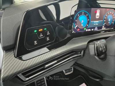Volkswagen Golf Golf Variant 2.0 TDI 150 CV DSG SCR R-Line usata MONTECOSARO