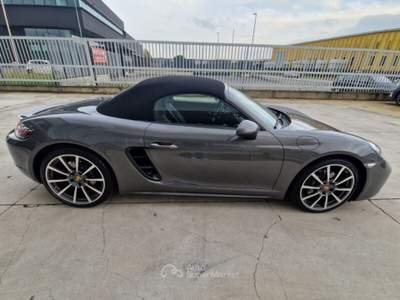 Porsche 718 718 Boxster 2.0 Grigio usata Cambiago
