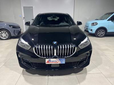 BMW Serie 1 118i 118i 5p. Msport Nero usata Cambiago