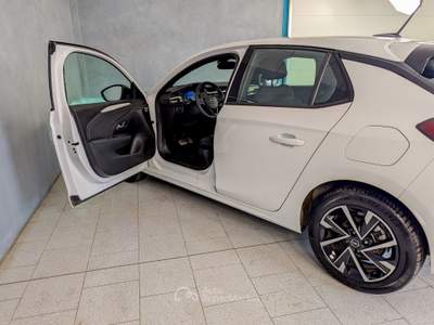 Opel Corsa Corsa - 1.2 100cv AT8 - GS  Bianco usata Robecco sul Naviglio