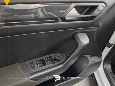 Volkswagen T-Roc 1.6 tdi Advanced Bianco usata Marano di Napoli