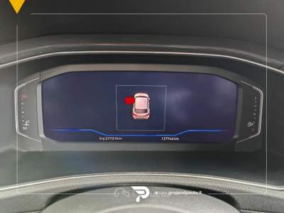 Volkswagen T-Roc 1.6 tdi Advanced Bianco usata Marano di Napoli