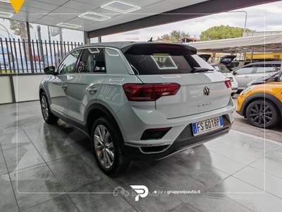 Volkswagen T-Roc 1.6 tdi Advanced Bianco usata Marano di Napoli