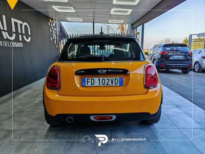 MINI Cooper 1.5 D Auto Giallo usata Marano di Napoli