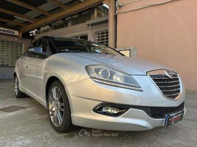 Lancia Delta 1.4 tjt Platino ecochic Gpl 120cv Oro usata Torino