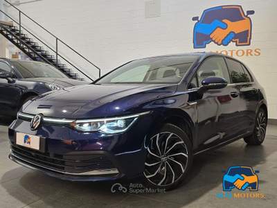 Volkswagen Golf 2.0 tdi Style 150cv dsg Blu/Azzurro usata Curno
