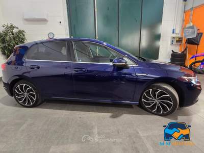 Volkswagen Golf 2.0 tdi Style 150cv dsg Blu/Azzurro usata Curno