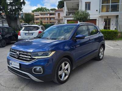 Volkswagen T-Cross 1.6 tdi Advanced 95cv dsg Blu/Azzurro usata Civitanova Marche