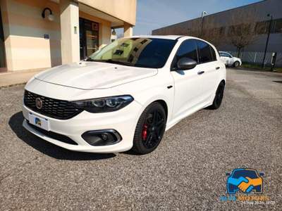 Fiat Tipo Tipo 5p 1.4 tjt Sport s&amp;s 120cv my20 Bianco usata Porto Mantovano
