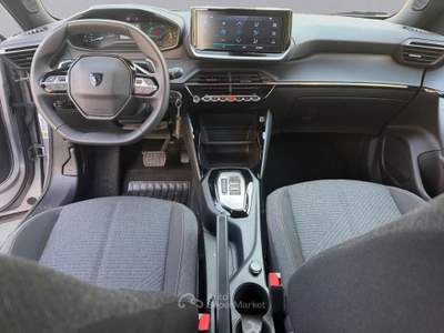 Peugeot 2008 2008 Hybrid 145 E-Dcs6 Style Grigio usata Cassola