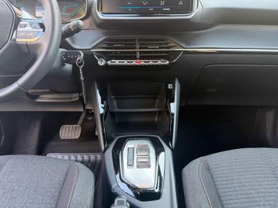 Peugeot 2008 2008 Hybrid 145 E-Dcs6 Style Grigio usata Cassola