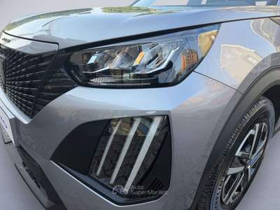 Peugeot 2008 2008 Hybrid 145 E-Dcs6 Style Grigio usata Cassola