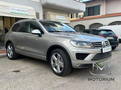 Volkswagen Touareg Tiptronic BlueMotion Grigio usata Campi Bisenzio