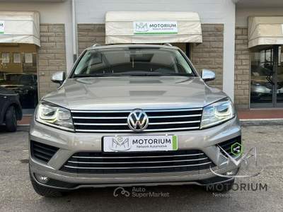 Volkswagen Touareg Tiptronic BlueMotion Grigio usata Campi Bisenzio