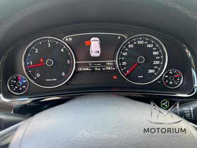 Volkswagen Touareg Tiptronic BlueMotion Grigio usata Campi Bisenzio