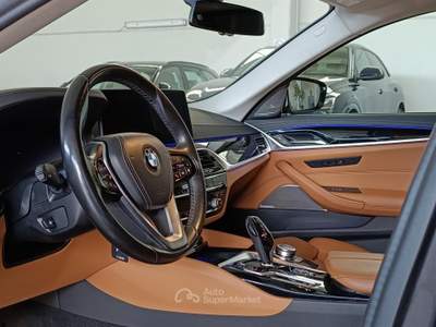 BMW Serie 5 530d Futura d Touring mhev 48V Luxury auto Grigio usata Verona